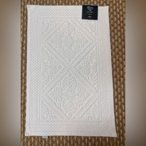 Made In Portugal Textured Bath Rug COTTON OEKO-TEX White 20X31”By Vital Home NWT